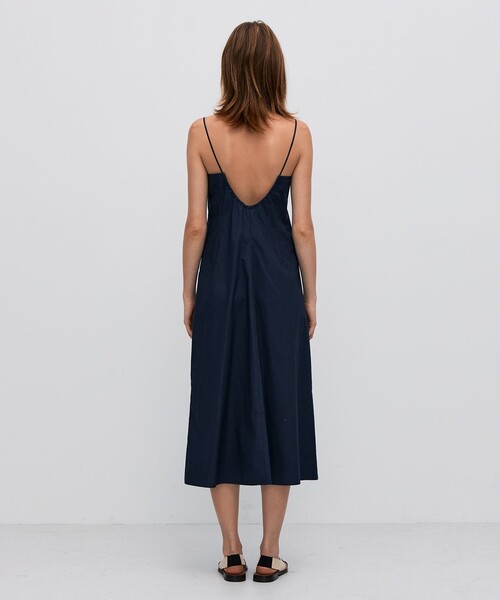 BACCA(バッカ)の「コットンオーガンジープリント ロングワンピース(ワンピース・レディース・ネイビー・36/34)」の12枚目の写真