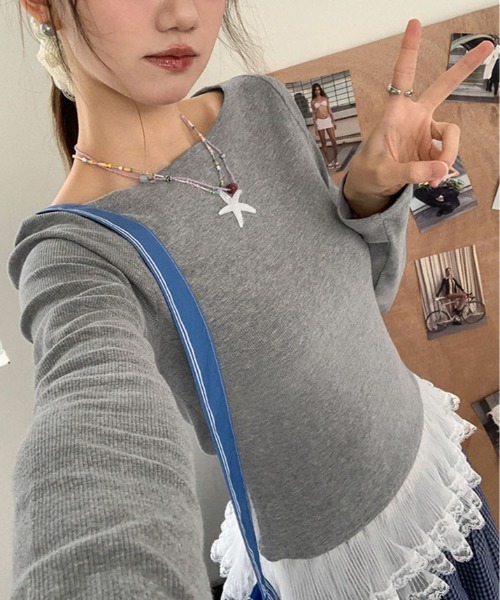 kirakiraShop(キラキラショップ)の「裾シアー レース 切り替え トップス(Tシャツ/カットソー・レディース・グレー/ブラック/ホワイト・FREE)」の1枚目の写真