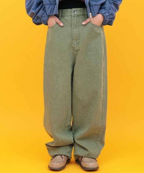 チチカカ(チチカカ)の「Orale! カラーバレルパンツ(デニムパンツ・レディース・レッド/カーキ/グレー・FREE)」の3枚目の写真