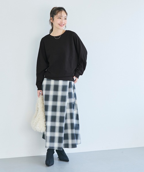 coca(coca)(コカ)の「エンボスドルマントップス(Tシャツ/カットソー・レディース・グレー/ブラック・S/L/M)」の3枚目の写真
