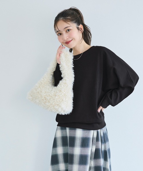coca(coca)(コカ)の「エンボスドルマントップス(Tシャツ/カットソー・レディース・グレー/ブラック・S/L/M)」の6枚目の写真