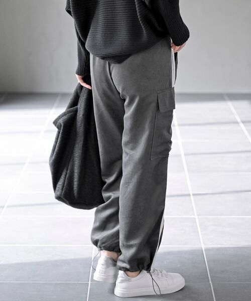 rps（アールピーエス）の「サイドライン入りカーゴパンツ（カーゴパンツ・レディース・チャコールグレー/ブラック・フリー）」の8枚目の写真