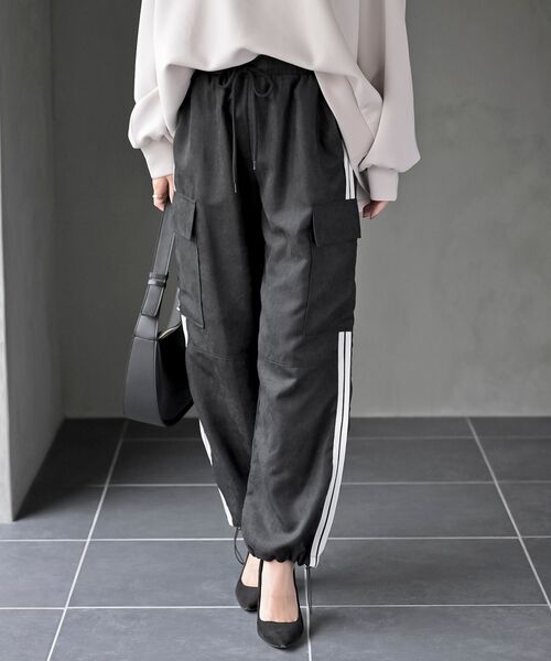 rps（アールピーエス）の「サイドライン入りカーゴパンツ（カーゴパンツ・レディース・チャコールグレー/ブラック・フリー）」の14枚目の写真