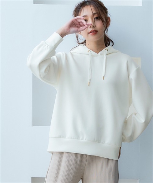 nissen（ニッセン）の「なめらかポンチ素材　プルパーカー（セットアップ可能）＜大きいサイズ有＞（パーカー・レディース・ブラック/チャコールグレー/オフホワイト/モカ・S/M/L/LL）」の2枚目の写真