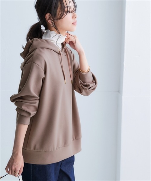 nissen（ニッセン）の「なめらかポンチ素材　プルパーカー（セットアップ可能）＜大きいサイズ有＞（パーカー・レディース・ブラック/チャコールグレー/オフホワイト/モカ・S/M/L/LL）」の4枚目の写真