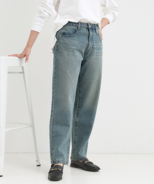 SHOO・LA・RUE（シューラルー）の「【S-LL】程よくゆったりな 柔らかデニムテーパードパンツ（デニムパンツ・レディース・ネイビー/ブラック/ライトベージュ/ブルー・01/02/03/04）」の2枚目の写真