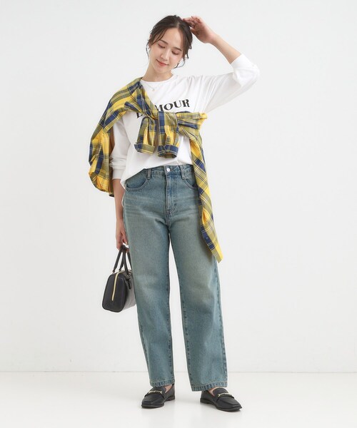 SHOO・LA・RUE（シューラルー）の「【S-LL】程よくゆったりな 柔らかデニムテーパードパンツ（デニムパンツ・レディース・ネイビー/ブラック/ライトベージュ/ブルー・01/02/03/04）」の11枚目の写真