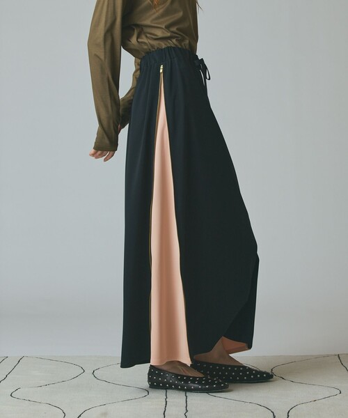 GRACE CLASS（グレースクラス）の「サイドジップスカート（スカート・レディース・カーキ/ブラック・36/34）」の2枚目の写真