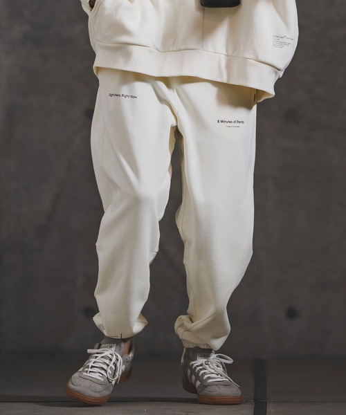 GLIMCLAP(グリムクラップ)の「mp14142-Point Graphic Sweat pants スウェットパンツ(192-059-gla-cf)(スウェットパンツ・メンズ・ブラック/オフホワイト/ミックスグレー/ホワイト系その他/ブラック系その他/グレー系その他・S/M/L)」の2枚目の写真