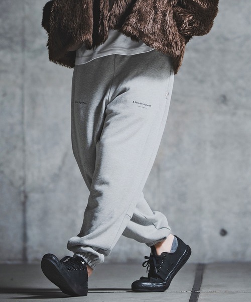 GLIMCLAP(グリムクラップ)の「mp14142-Point Graphic Sweat pants スウェットパンツ(192-059-gla-cf)(スウェットパンツ・メンズ・ブラック/オフホワイト/ミックスグレー/ホワイト系その他/ブラック系その他/グレー系その他・S/M/L)」の5枚目の写真
