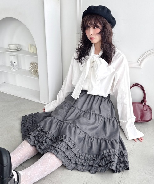 Loueme（ルエム）の「裾フリルティアードミディスカート（スカート・レディース・ネイビー/グレー/アイボリー/ブラック・FREE）」の19枚目の写真