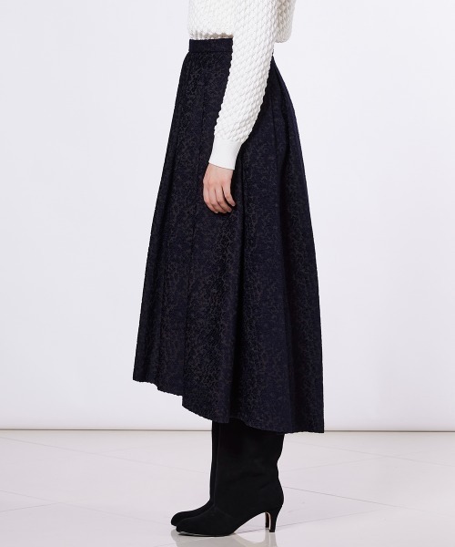Sov.（ソブ）の「クリスタルモールジャガードスカート（スカート・レディース・ネイビー・38/36）」の4枚目の写真