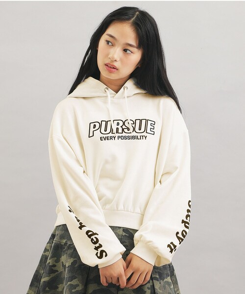 セール】袖ロゴプリント短丈パーカー（パーカー）｜PINK-latte