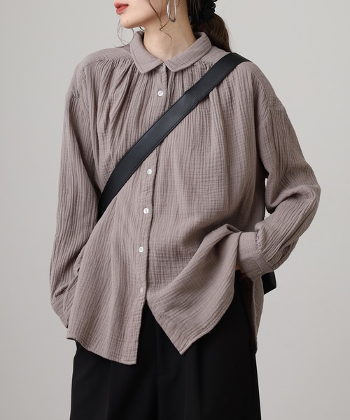 OMNES(オムネス)の「ダブルガーゼ丸襟長袖シャツ(シャツ/ブラウス・レディース・モカ/ブルー系その他/パープル/ネイビー系/ブラック・FREE)」の3枚目の写真