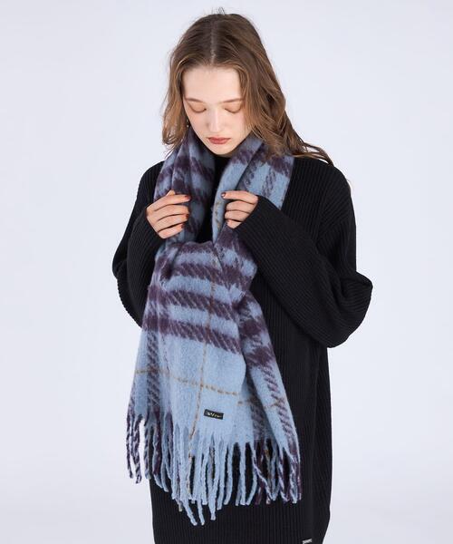 To b. by agnes b.(トゥービーバイアニエスベー)の「WEB限定 チェック マフラー(マフラー・レディース・ストライプ・FREE)」の5枚目の写真