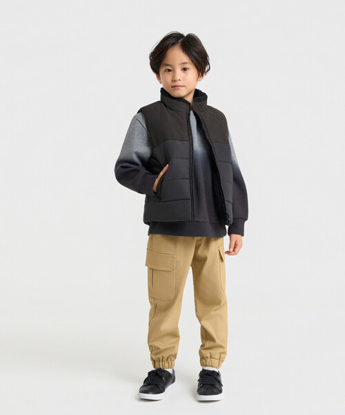 COMME CA ISM（コムサイズム）の「グラデーショントレーナー（スウェット・キッズ・ブラック/ブラウン・140cm/130cm/120cm/110cm/100cm/150cm）」の8枚目の写真