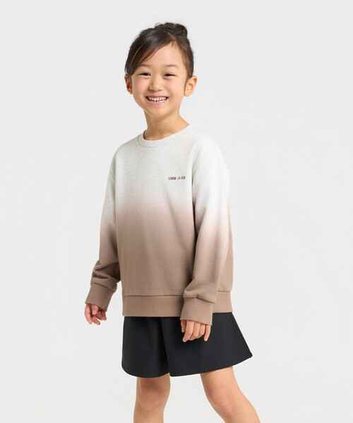 COMME CA ISM（コムサイズム）の「グラデーショントレーナー（スウェット・キッズ・ブラック/ブラウン・140cm/130cm/120cm/110cm/100cm/150cm）」の13枚目の写真