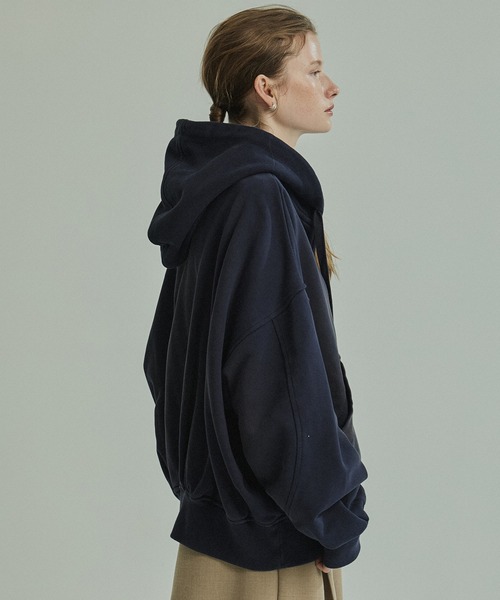 PUBLIC TOKYO（パブリックトウキョウ）の「【完売間近】極 オーバーサイズバルーンフーディ（パーカー・レディース・ネイビー・FREE）」の11枚目の写真