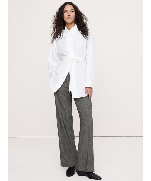 Banana Republic(バナナリパブリック)の「コットン ポプリン ドローストリング ウエスト チュニック(シャツ/ブラウス・レディース・ホワイト/ネイビー・M/S/XS/L)」の3枚目の写真