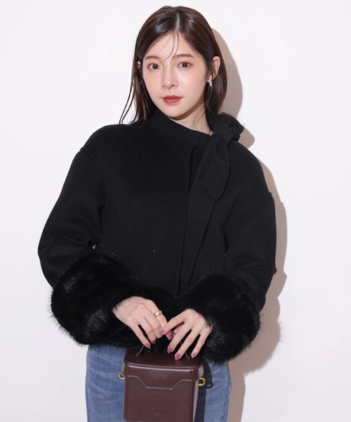 Rirandture（リランドチュール）の「リボンネックファーリバーコート（ダウンジャケット/コート・レディース・ベージュ系その他/ブラック・1/2）」の12枚目の写真