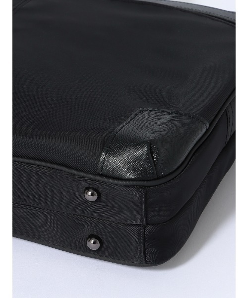 SUIT SQUARE（スーツスクエア）の「2WAYブリーフケース ナイロン×レザー（ビジネスバッグ・メンズ・ブラック/ネイビー・F）」の5枚目の写真