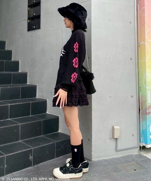 Candy Stripper（キャンディストリッパー）の「【HELLO KITTY】HIBISCUS KNIT プルオーバー（ニット/セーター・レディース・ブラック/アイボリー/レッド/ピンク・FREE）」の20枚目の写真