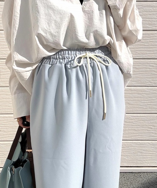 Q(キュー)の「ウエストギャザーワイドパンツ(その他パンツ・レディース・ブラック/ベージュ/アイボリー/ライトブルー・MEDIUM)」の8枚目の写真