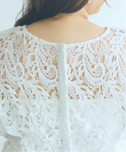 SMILE LAND（スマイルランド）の「＜大きいサイズ＞【らめちゃんコラボ】3way リーフモチーフトップス JERRYSELECT（シャツ/ブラウス・レディース・ホワイト/ブラック・L/LL/3L/4L/5L）」の14枚目の写真