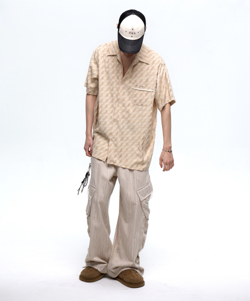 RSSC(アールエスエスシー)の「RIVET GEOMERTIC HALF SHIRT - BEIGE(シャツ/ブラウス・レディース・その他・1/2)」の3枚目の写真