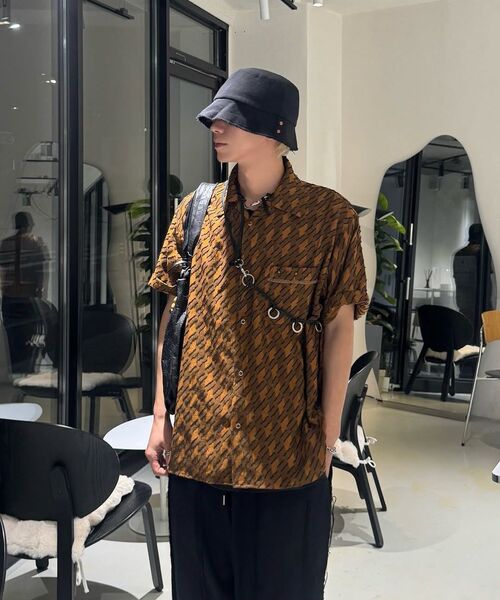 RSSC(アールエスエスシー)の「RIVET GEOMERTIC HALF SHIRT - BEIGE(シャツ/ブラウス・レディース・その他・1/2)」の19枚目の写真