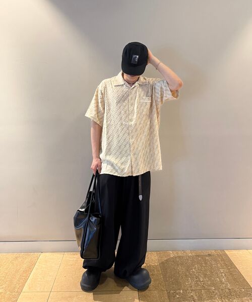 RSSC(アールエスエスシー)の「RIVET GEOMERTIC HALF SHIRT - BEIGE(シャツ/ブラウス・レディース・その他・1/2)」の21枚目の写真