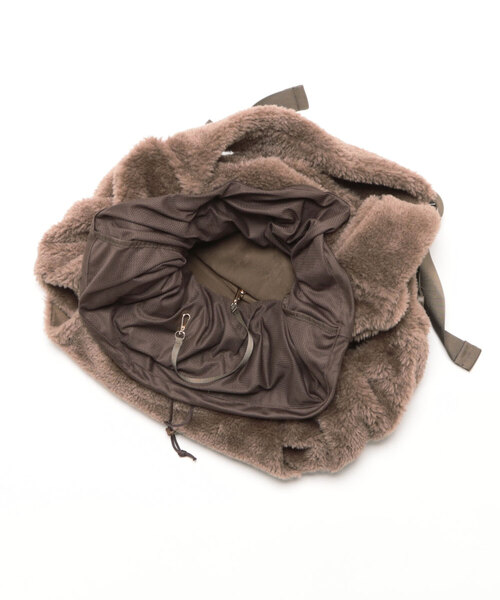 セール】ボアメッシュ付きフロントリュック【飛び出し防止リード付