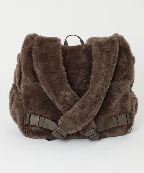 セール】ボアメッシュ付きフロントリュック【飛び出し防止リード付