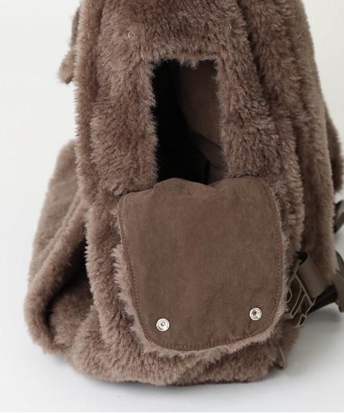 セール】ボアメッシュ付きフロントリュック【飛び出し防止リード付