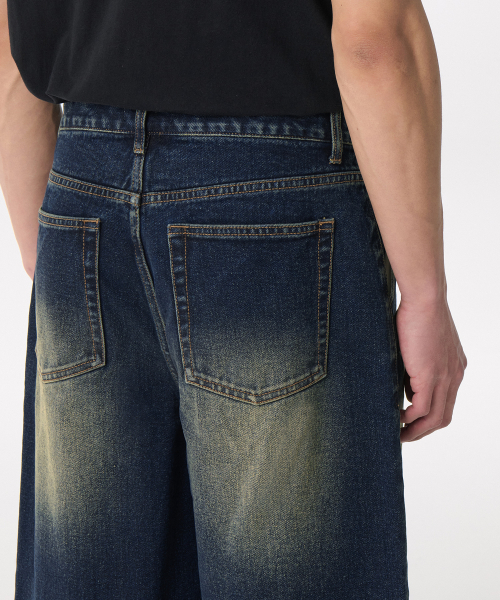 MUSINSA STANDARD（ムシンサスタンダード）の「ビッグブラシワンタックバミューダデニムパンツ[イエローダークブルー]（デニムパンツ・メンズ・その他・26/27/31/36/38/30/32/33/40/42/34/28/29）」の5枚目の写真