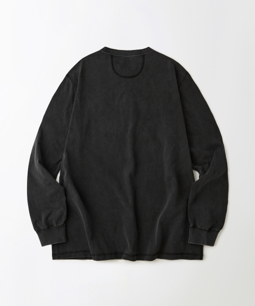 OUTSTANDING（アウトスタンディング）の「HENLEY NECK LONG SLEEVE TEE_VINTAGE CHARCOAL（Tシャツ/カットソー・メンズ・その他・SMALL/MEDIUM/LARGE）」の2枚目の写真