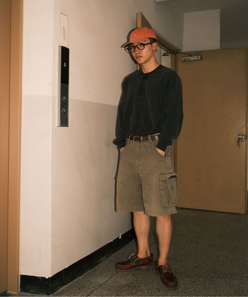 OUTSTANDING（アウトスタンディング）の「HENLEY NECK LONG SLEEVE TEE_VINTAGE CHARCOAL（Tシャツ/カットソー・メンズ・その他・SMALL/MEDIUM/LARGE）」の8枚目の写真