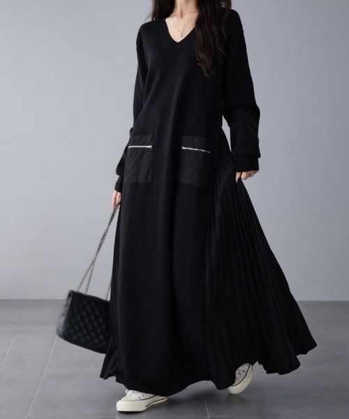 セール】Vネック×サイドプリーツロングワンピース（ワンピース）｜Doux