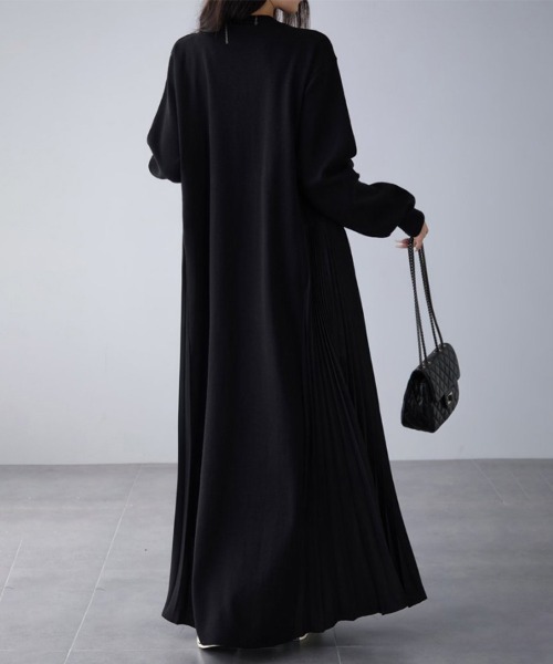 セール】Vネック×サイドプリーツロングワンピース（ワンピース）｜Doux