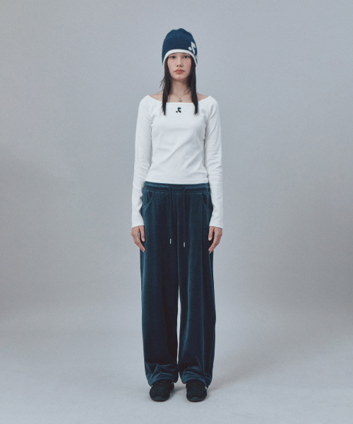 Rest&Recreation（レストアンドレクリエーション）の「VELVET PANTS - NAVY（スウェットパンツ・レディース・その他・SMALL/LARGE）」の5枚目の写真