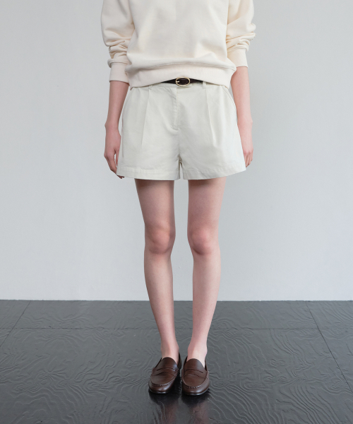 HANE(ハネ)の「クラシックツイルショートパンツ_Cream(その他パンツ・レディース・その他・SMALL/MEDIUM)」の1枚目の写真
