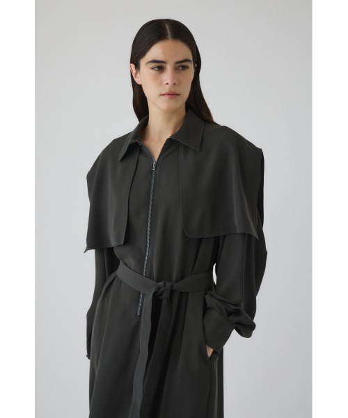 RIM.ARK(リムアーク)の「Trench OP トレンチワンピース(ワンピース・レディース・ブラック/ダークグリーン・36/38)」の7枚目の写真