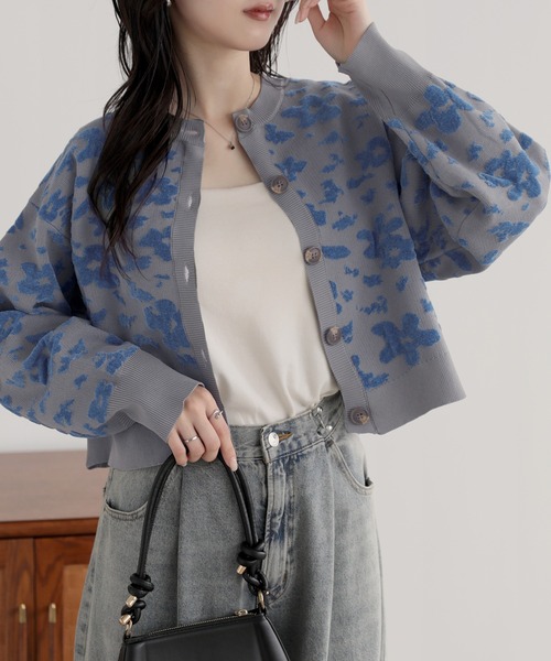 SUNFLOWER EIGHT(サンフラワーエイト)の「花柄ショートカーデ(カーディガン/ボレロ・レディース・ダークブラウン/グレー/アイボリー・M)」の2枚目の写真