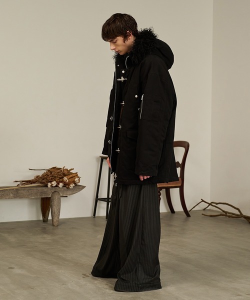 CREO STORE(クレオストア)の「Padded N-3B Jacket/パデットエヌスリービージャケット(ミリタリージャケット・メンズ・ブラック/オリーブ・MEDIUM/LARGE)」の5枚目の写真