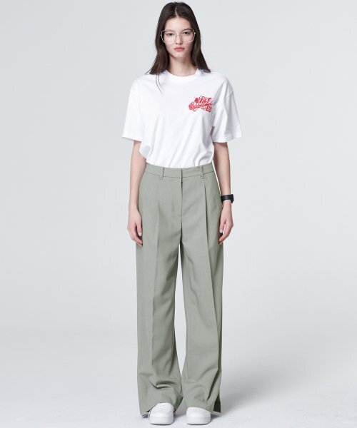 MALOUPE(マロップ)の「2119 ワンタックスリットワイドパンツ(カーキ)(スラックス・レディース・カーキ・28/30/26)」の4枚目の写真