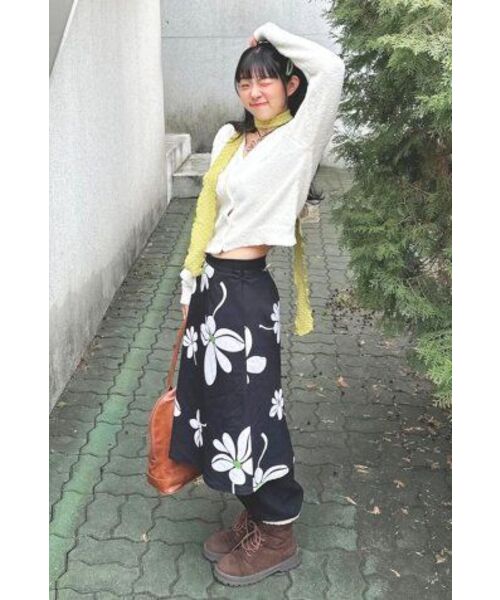 VERSE ONE(バースワン)の「EMBROIDERED LOGO CARDIGAN IVORY(NEW)(カーディガン/ボレロ・レディース・その他・SMALL/MEDIUM)」の11枚目の写真