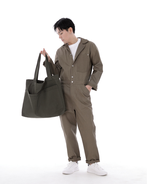 SAINTCREW（セントクルー）の「シティボーイ メガビッグショルダーバッグ CBM-110 カーキ（エコバッグ/サブバッグ・メンズ・その他・フリー）」の6枚目の写真