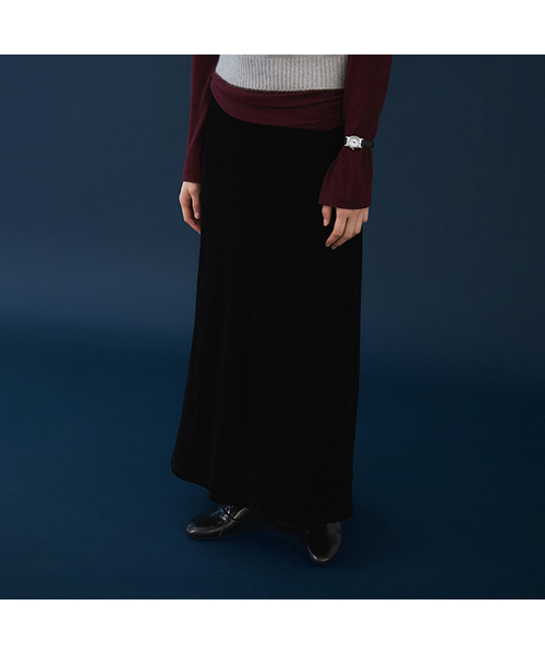 VELVET LONG SKIRT (BLACK)