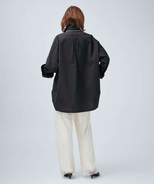 VERMEIL par iena（ヴェルメイユパーイエナ）の「TICCA ティッカ 別注スクエアビッグシャツ uni 0261401012（シャツ/ブラウス・レディース・A/ブラウン・FREE）」の4枚目の写真