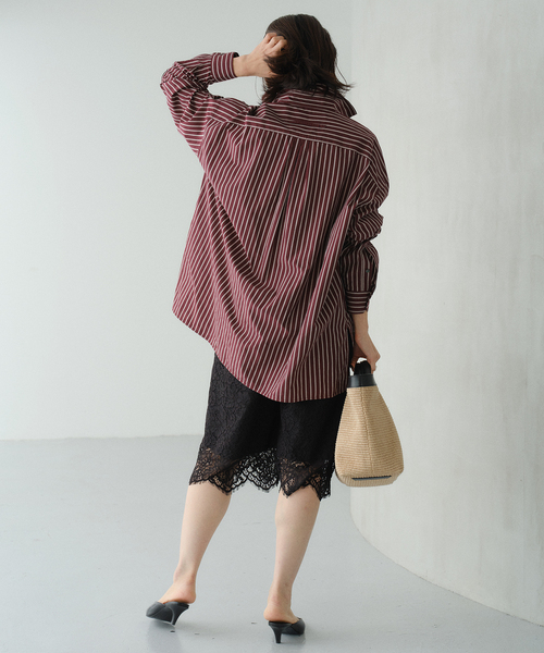 VERMEIL par iena（ヴェルメイユパーイエナ）の「TICCA ティッカ 別注スクエアビッグシャツ uni 0261401012（シャツ/ブラウス・レディース・A/ブラウン・FREE）」の11枚目の写真